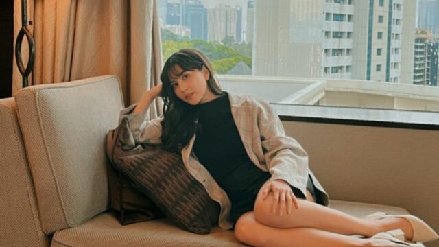 Cekricek.id - Berbagai pujian terkait wajah cantik Jessica Mila dinilai tidak pernah berubah oleh netizen. Bahkan saat dirinya sedang melamun