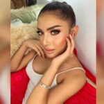 Cekricek.id - Millen Cyrus mendapatkan pujian karena kecantikannya yang dianggap begitu paripurna, tatapan memikat bak wanita latin