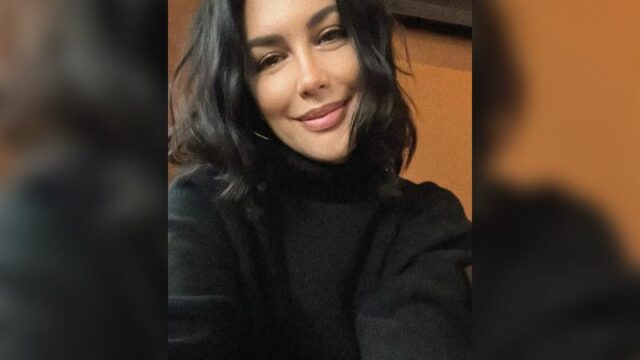 Cekricek.id - Netizen benar-benar dibuat meleleh ketika mendapat senyuman manis dari seorang Sophia Latjuba, begini kata mereka