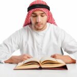 Cekricek.id - Sebagai seorang ulama ada sifat asli yang harus diketahui dan wajib untuk dimiliki. Ini loh 3 sifat utama sebagai seorang ulama
