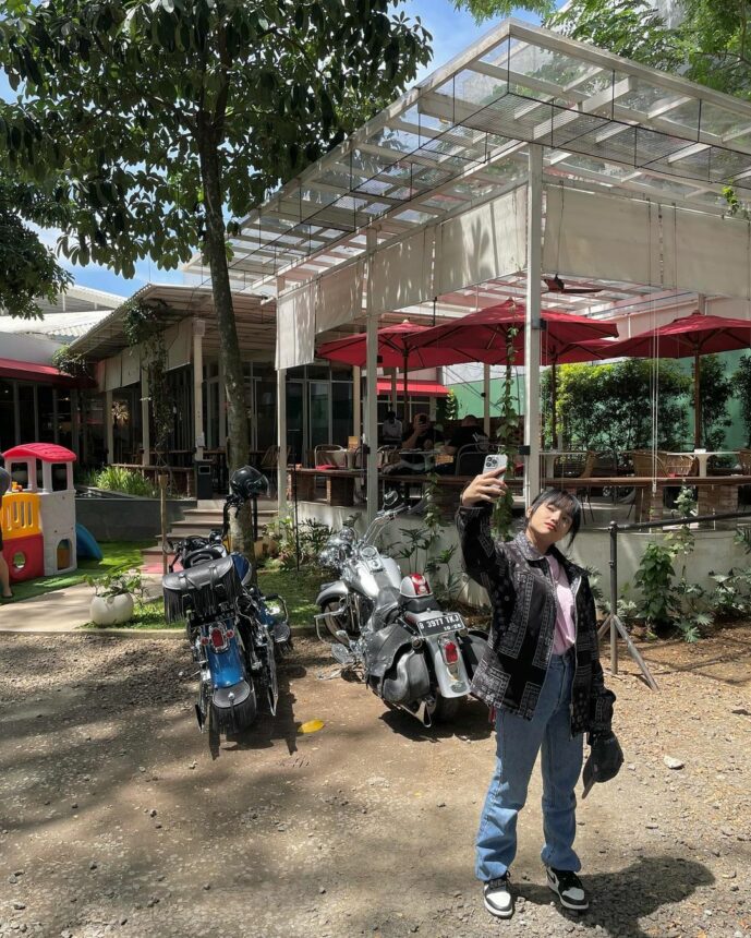 Intip Potret Bahagia Fuji dan Thariq Halilintar Cosplay Jadi Anak Motor