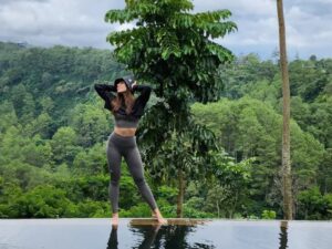 Cekricek.id - Kali ini sosok Wulan Guritno membuat banyak netizen termotivasi untuk diet serta makin sedap untuk dipandang