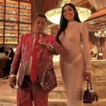 Aksi Millen Cyrus yang mengenakan gaun seksi dan juga tranparan dalam sebuah acara mewah mencuri perhatian publik dan menuai komentar.