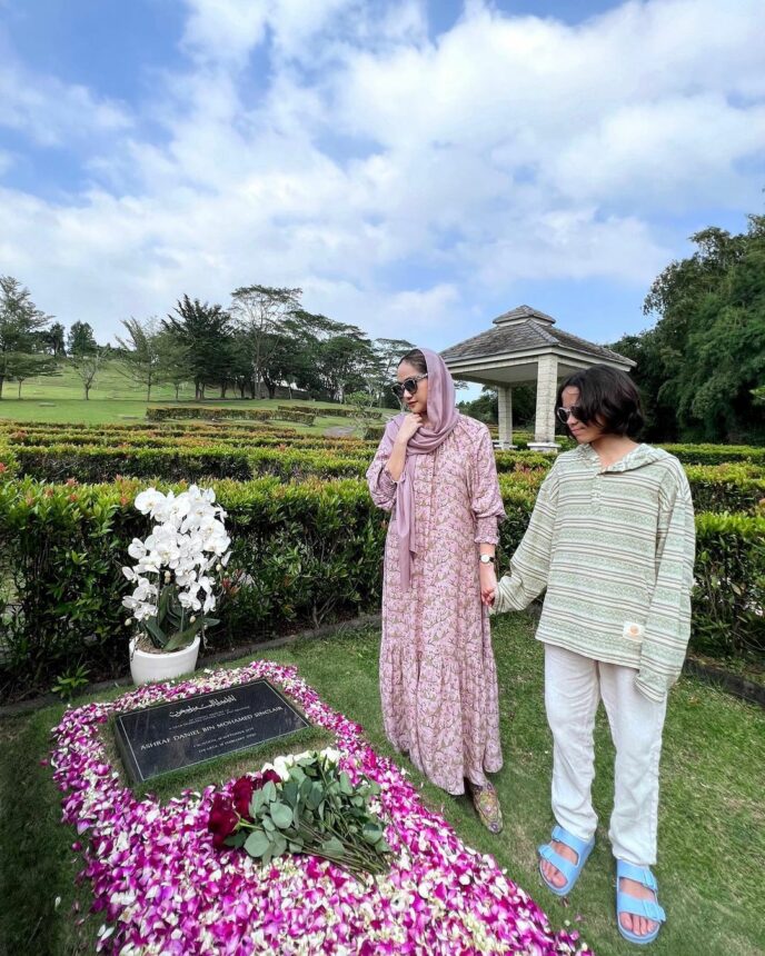 Bikin Haru, BCL Ajak Noah ke Makam Suami