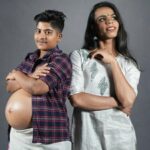 Cekricek.id – Pasangan transgender asal India, Ziya Paval dan Zahad berhasil mencuri perhatian publik dengan hadirnya sosok anak biologis antara keduanya. Bahkan bisa dikatakan ini merupakan kasus pertama yang pernah terjadi di negara barata tersebut.