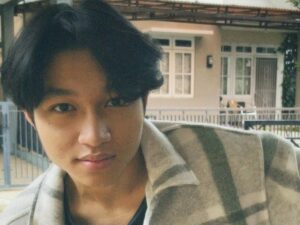 Cekricek.id, Berita Seleb dan Berita Artis – Kiesha Alvaro, anak sulung Pasha Ungu kini telah tumbuh menjadi aktor muda nan tampan yang digemari oleh banyak orang, terkhsusu para hawa. Selain karena parasnya, laki-laki yang kini sudah berusia 18 tahun itu juga memiliki suara merdu yang khas saat bernyanyi.