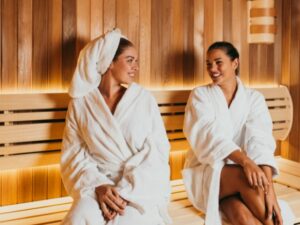 Cekricek.id, Lifestyle - Mandi Sauna Bisa Bikin Cepat Langsing? Benar Nggak?