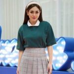 Cekricek.id – Celine Evangelista merupakan salah satu artis wanita dengan penampilan awet muda layaknya anak gadis meski usianya sudah 30 tahun. Seperti yang terlihat pada salah satu unggahan terbaru di media sosialnya. Dia tampil seakan kembali muda belasan tahun saat mengenakan setelan baju kaus dan rok mini.