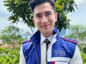 Cekricek.id, Berita Seleb dan Berita Artis – Verrell Bramasta Ikut Pertemuan Partai, Netizen Bilang Begini