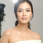 Cerkricek.id - Tampaknya banyak yang setuju Nita Gunawan disebut sebagai salah satu selebgram dengan paras yang sangat cantik. Hal itu terlihat dari komentar yang membanjiri salah satu unggahan terbaru di sosial media miliknya. Dia dianggap semakin memesona saat tampil flawless dan berbalut gaun putih yang terlihat senada dengan warna kulitnya.