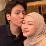 Cekricek.id, Berita Seleb dan Berita Artis – Julia Prastini atau yang akrab disapa Jule itu adalah seorang selebgram dan youtuber berparas cantik yang menikah dengan pria Korea Selatan. Kini keduanya sudah dikaruniai dua orang anak dengan jarak usia yang cukup dekat.
