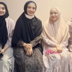 Cekricek.id, Berita Seleb dan Berita Artis – Nagita Slavina membuat penggemarnya tercengang dengan penampilan baru yang dia tunjukkan belum lama ini. Istri Raffi Ahmad itu tampil dengan setelan jilbab lebar dan pakaian yang tertutup. Sontak saja netizen ramai mengirimkan kata-kata pujian yang menyebut ibu dua anak itu sangat cantik.