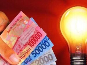Cekricek.id, Tips - Apakah tagihan listrik di rumah kamu terus membengkak setiap bulannya? Bisa jadi penyebabnya karena kamu melakukan enam kebiasaan ini.
