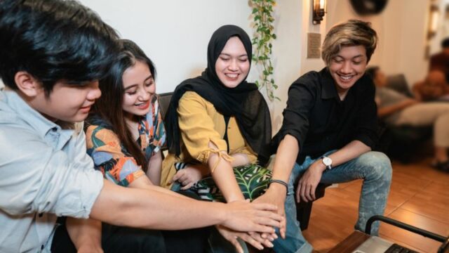 Cekricek.id - Dalam Islam juga terdapat sejumlah rahasia untuk bisa mempertahankan wajah atau penampilan awet muda, begini katanya