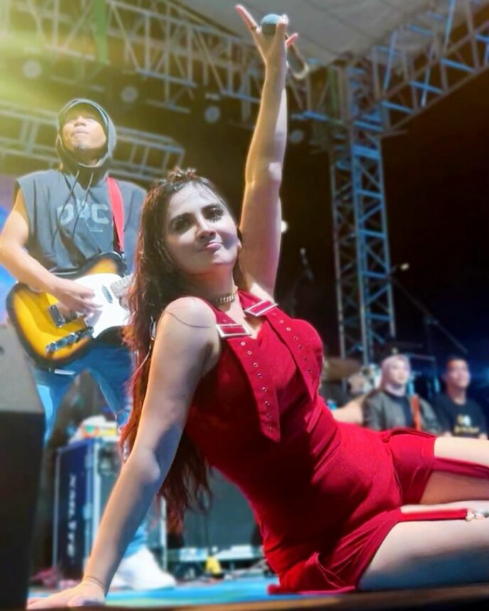 Cekricek.id, Berita Artis dan Berita Seleb -  Pipi Tembem Diana Dee Starlight Bikin Kecantikannya Makin Nampol
