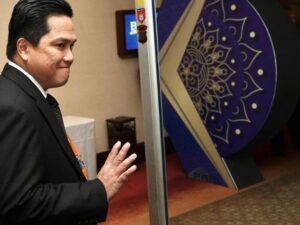 Cekricek.id - Ribuan ucapan selamat turut dituliskan netizen kepada Erick Thohir. Karena kini resmi menjadi seorang ketua umum PSSI