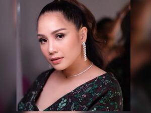 Cekricek.id - Ternyata cuma Rafathar yang berani memarahi seorang Nagita Slavina. Karena selalu memberi makanannya ke orang lain