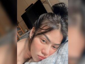 Cekricek.id - Rupanya wajah Nita Gunawan saat menampilkan ekspresi ngambek dipuji begitu cute. Gak punya pasangan buat malam mingguan