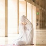 Cekricek.id, Portal Islam - Apakah jika seorang muslim meninggalkan salat wajib maka perlu melakukan qodho alias mengganti salat tersebut