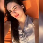 Cekricek.id - Walau hebat dalam berenang tetapi netizen tetap hanyut akan senyuman cantik dari Steffi Zamora, karena saking manisnya