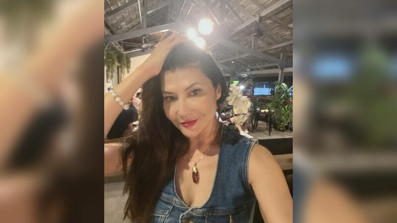 Cekricek.id - Artis cantik Tamara Bleszynski rupanya tidak merayakan Valentine seperti kebanyakan artis lain. Malah asik joget sendirian