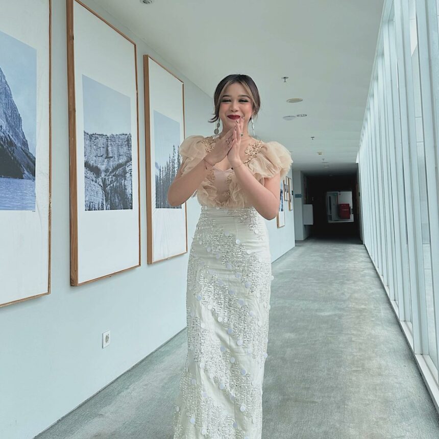 Anggun Brisia Jodie, Dijuluki Bidadari Nyasar