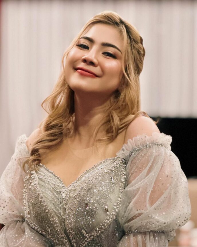 Intip Foto Felicya Angelista Dengan Gaun Indah, Bodinya Seksi dan Elegan