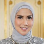 Cekricek.id - Venna Melinda membagikan pengakuan yang cukup mengejutkan. Ferry Irawan pernah ancam akan sebarkan foto tanpa busananya