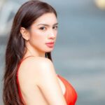 Cekricek.id, Berita Seleb dan Berita Artis - Angel Karamoy Sering Pose Menyamping Kalau Lagi Foto, Ini Alasannya Menurut Netizen
