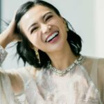 Cekricek.id, Berita Seleb dan Berita Artis – Wika Salim tampil dengan sedikit lebih tertutup ketika menghadiri salah satu acara yang mengangkat tema Ramadhan. Meski melepas outfit tanktop andalan, namun setelan yang dia kenakan tetap menuai cemoohan karena bahan bajunya yang transparan.