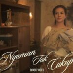 Cekricek.id, Musik – Raisa belum lama ini merilis lagu barunya yang bertajuk “Nyaman Tak Cukup”. Bercerita tentang seseorang yang diselingkuhi oleh pasangannya dengan alasan terlalu nyaman. Dia ingin ada tantangan, namun hal itu tak didapatkan karena hubungan yang adem ayem.