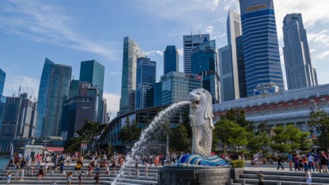 Cekricek.id, Berita Viral - Sebelum menghilang pada pertengahan Februari lalu, Bao Fan, salah seorang bankir investasi paling terkenal di Cina, dikabarkan sedang mencari tempat yang aman untuk menyimpan kekayaannya.