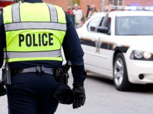 Cekricek.id, Berita Viral - Seorang pria Mesir terkena serangan jantung yang fatal saat sedang memutilasi mayat majikannya yang telah ditusuknya sampai tewas. Bukan tanpa alasan, perempuan yang disebut sebagai majikannya itu ternyata adalah selingkuhannya sendiri.