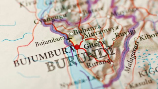 Cekricek.id, Objek Wisata - Negara Burundi dikenal sebagai negara paling miskin di dunia, kebanyakan masyarakatnya juga dijuluki tidak bahagia.