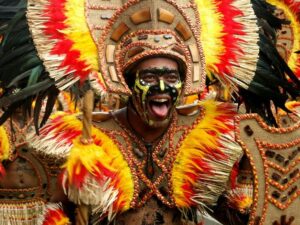 Cekricek.id, Objek Wisata - Gak Semuanya Kaharingan, Ini 8 Kelompok Suku Dayak Beragama Islam