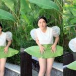 Cekricek.id, Berita Artis dan Berita Seleb - Dianna Dee Starlight hampir disangka netizen lupa untuk memakai celana, karena ditutupi daun pisang