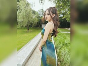 Cekricek.id, Berita Artis dan Berita Seleb - Artis serta penyanyi cantik Mahalini Raharja dianggap nggak pernah nanggung cantiknya