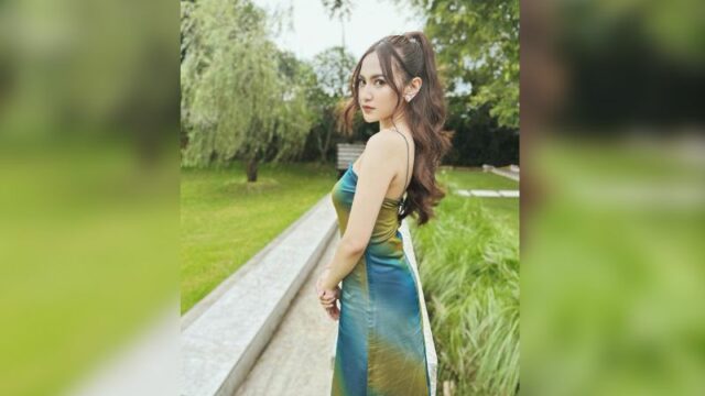 Cekricek.id, Berita Artis dan Berita Seleb - Artis serta penyanyi cantik Mahalini Raharja dianggap nggak pernah nanggung cantiknya