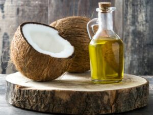 Cekricek.id, Kesehatan - Ternyata untuk membuat minyak kelapa sangatlah mudah serta bisa dilakukan dengan cara yang hemat gas