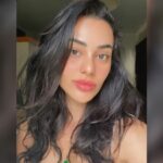 Cekricek.id, Berita Artis dan Berita Seleb - Aksi Nora Alexandra saat mendatangi sebuah museum dinilai terlalu sopan, logatnya mirip Bunda Corla