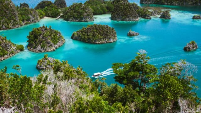 Cekricek.id, Objek Wisata - Ternyata ada 4 wisata lokal yang jika dinilai lebih mahal dibandingkan dengan wisata luar negeri.