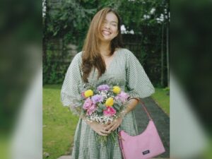 Cekricek.id, Berita Artis dan Berita Seleb - Artis cantik Rebecca Klopper dianggap tidak salah jika banyak orang yang suka padanya