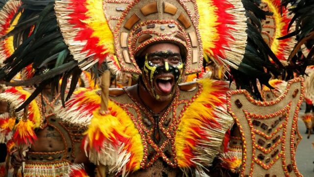 Cekricek.id, Objek Wisata - Ternyata Indonesia memiliki suku yang terkenal cukup ekstrem dalam melakukan tindakan yaitu Suku Dani.