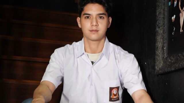 Al Ghazali mengatakan sempat hidupnya berantakan karena ayah dan ibunya yang mendadak bercerai karena adanya orang ketiga.