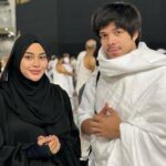 Aurel Hermansyah dikabarkan hamil anak kedua yang terlihat dari perutnya yang buncit saat duduk di dalam mobil dan juga dielus oleh Ashanty.
