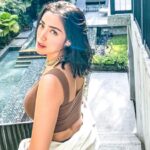 Penampilan wajah baru Jessica Iskandar yang belum lama ini lakukan operasi plastik hebohkan jagat maya karena dinilai malah tambah jelek.