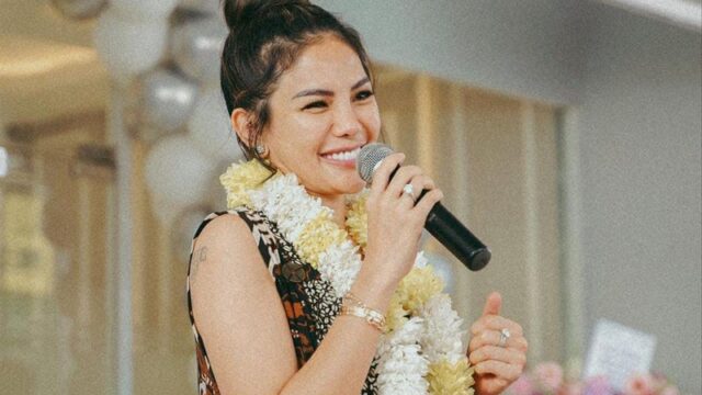 Nikita Mirzani memberi tanggapan dirinya yang dikabarkan kini sedang hamil padahal belum resmi menikah dengan kekasih bulenya.