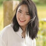 Cekricek.id, Berita Seleb dan Berita Artis – Food vlogger Magdalena dikecam keras oleh warganet setelah pernyataannya dalam sebuah video podcast mencuat. Berawal dari cerita keluh kesahnya selama menjalani profesi tersebut, hingga bagaimana anggapan pihak restoran terhadapnya. Pada akhirnya komentar buruk malah tertuju kepadanya.