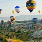 Cekricek.id, Objek Wisata – Terhitung 168.200 lebih wisatawan meramaikan Cappadocia di Turki pada bulan Maret lalu. Bukan tanpa sebab, ada sederet daya tarik dari beberapa tempat di sana yang mungkin tak bisa ditemui jika pergi ke kota atau negara lain.