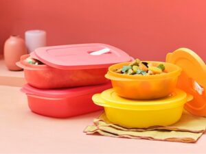 Cekricek.id – Produsen perabotan rumah tangga, Tupperware, saat ini tengah diambang kebangkrutan. Hal itu disebabkan oleh beberapa faktor dan sala satunya adalah angka penjualan yang menurun tajam. Kabar tersebut sukses menyedot perhatian publik, lantaran sudah lama mengenal produk-produk dari perusahaa ini.